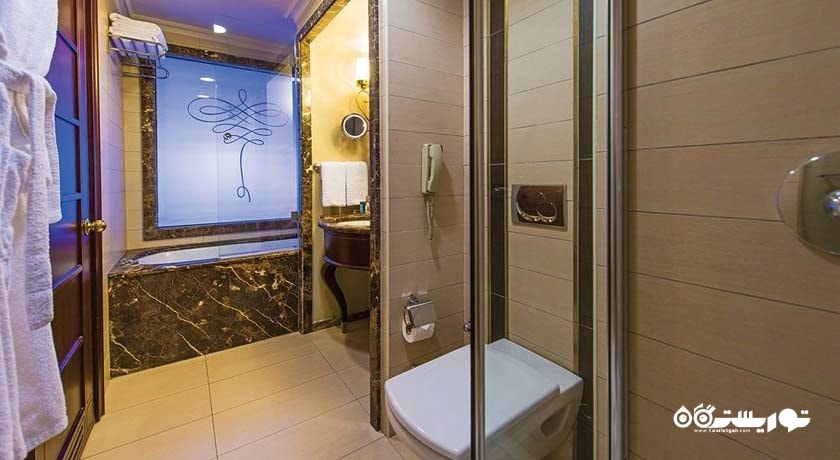 حمام و سرویس بهداشتی اتاق ها